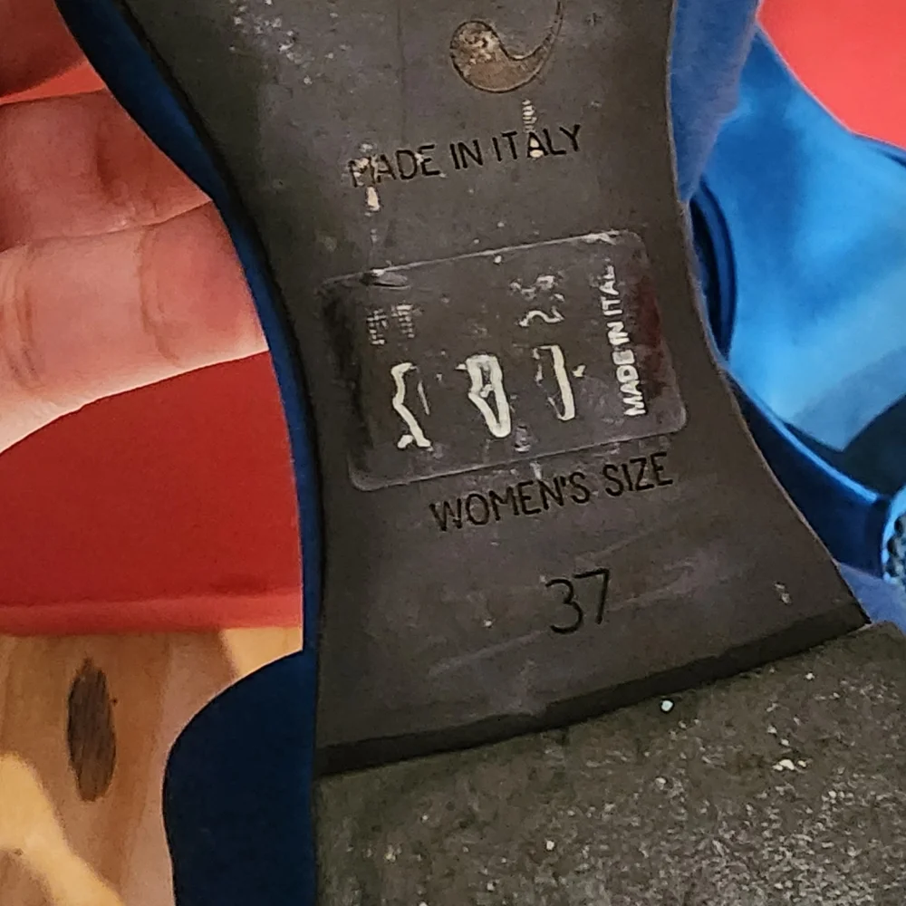 Roger Viver - Picture 5 of 6